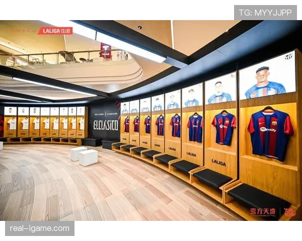 西甲新赛季球票开售,球迷抢购热潮彰显高涨支持热情 西甲新赛季球票开售,球迷抢购热潮彰显高涨支持热情