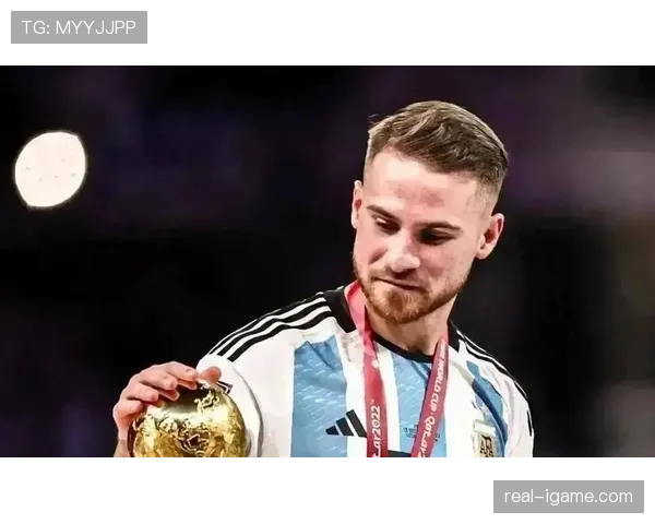 阿根廷新星闪耀赛场,年轻球员潜力无限引瞩目 阿根廷新星闪耀赛场,年轻球员潜力无限引瞩目