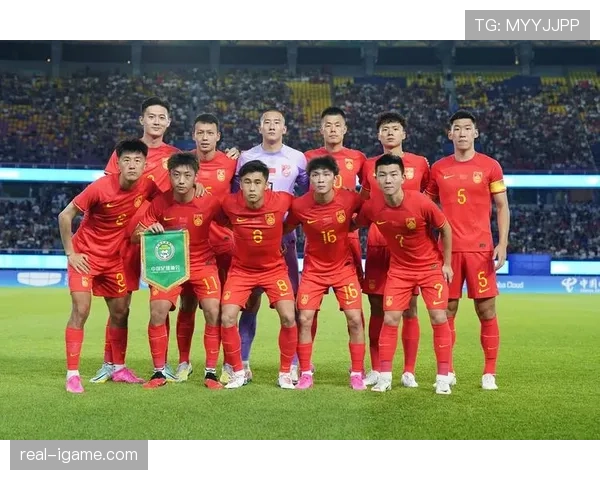 亚运会足球赛场黑马强势崛起，逆袭强敌引关注