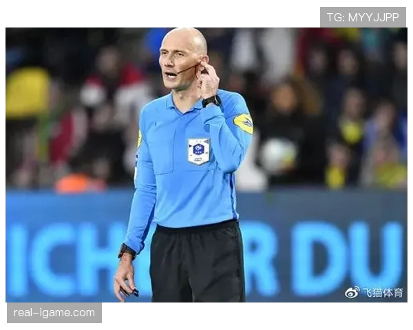 梅赫伦锋线火力全开,稳健表现助球队竞争力持续攀升 梅赫伦锋线火力全开,稳健表现助球队竞争力持续攀升